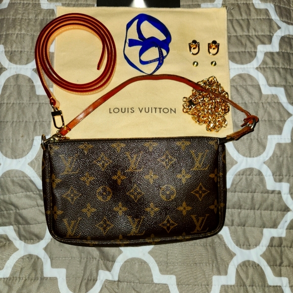 Louis Vuitton Pochette Accessories Purse DATE STAMPED AR0010 w/COA - Picture 5 of 16